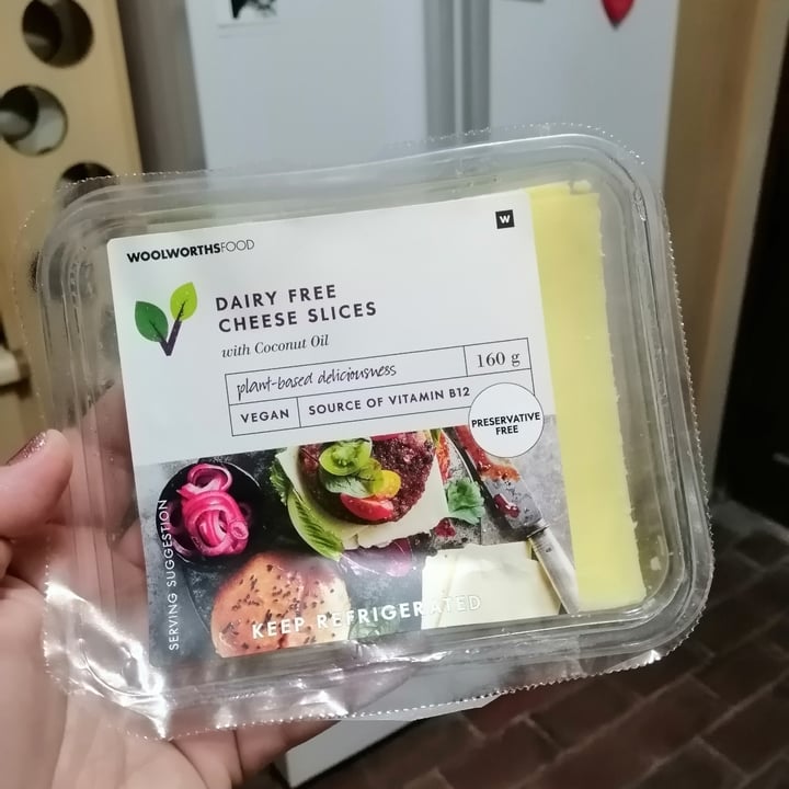 photo of Woolworths Food Dairy Free Cheese Slices shared by @nicoledupreez on  31 Jan 2022 - review
