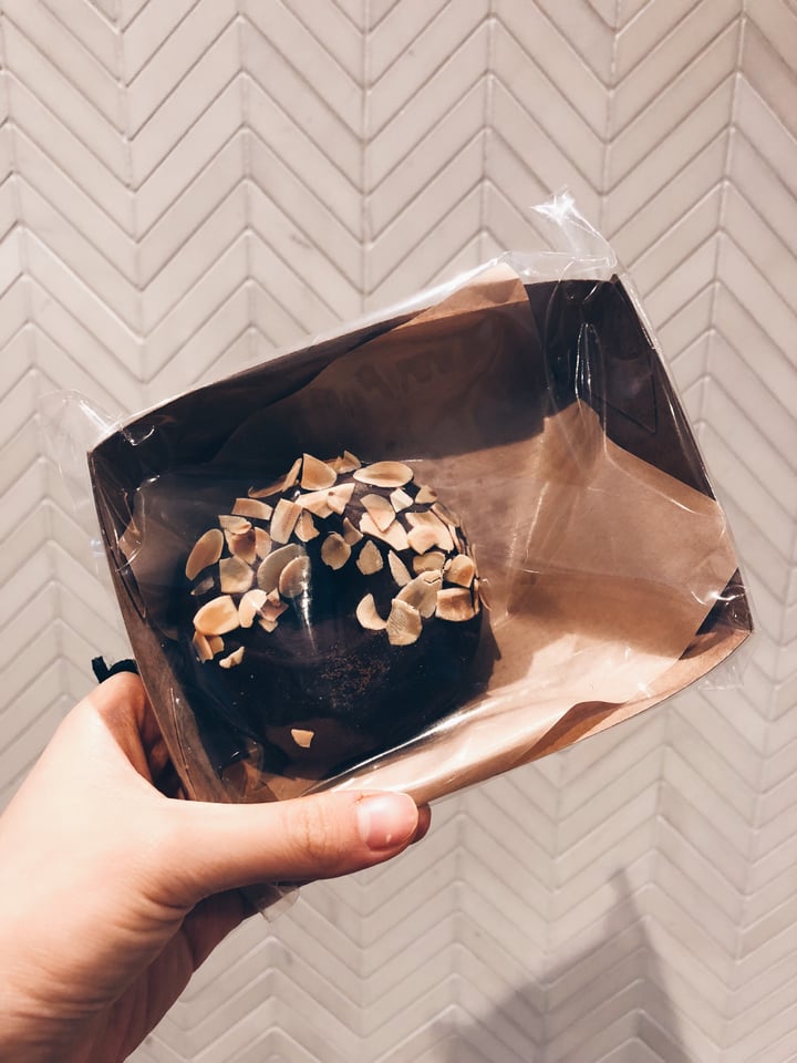 photo of Slow Bakes Dark chocolate donut shared by @consciouscookieee on  30 May 2018 - review