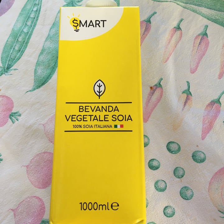 photo of Esselunga - Smart Bevanda vegetale soia shared by @giuliaz on  18 Nov 2022 - review