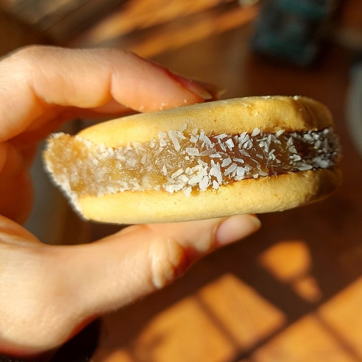 review photo of Felices Las Vacas Alfajor Maicena shared by @sofiadepaoli on 29 Aug 2021 - review
