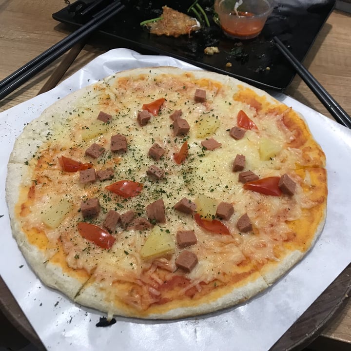 photo of Saute-San Hawaiian Pizza shared by @opheeeliaaa on  29 Nov 2020 - review