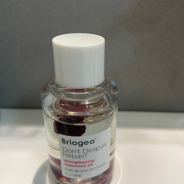 photo of Briogeo Dont Despair Repair Hair Oil shared by @ilanafontes on  31 Aug 2021 - review
