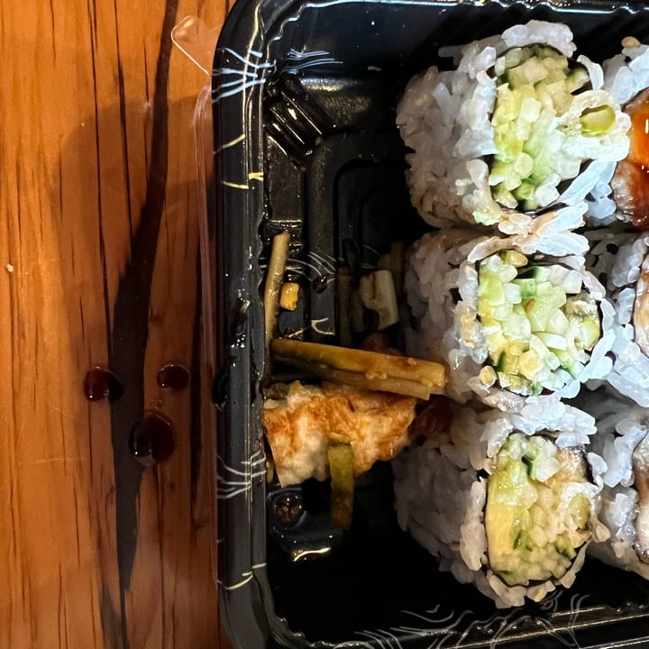 photo of MOMO Sushi AAC Roll shared by @annettej on  15 Jan 2023 - review