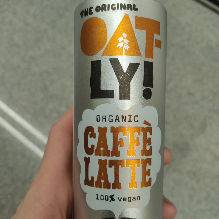 photo of Oatly Caffé Latte shared by @soad31 on  17 Dec 2021 - review