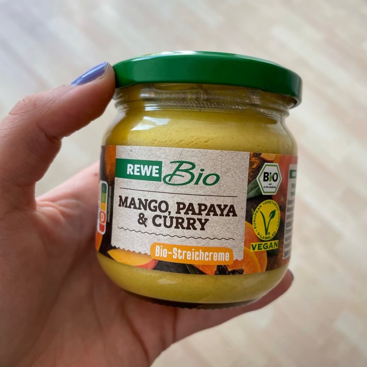 review photo of Rewe Bio Bio-Streichcreme Mango, Papaya Curry shared by @jennifergrnd on 08 Sep 2021 - review