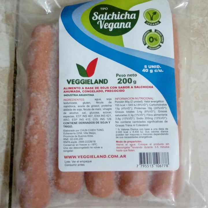 photo of Veggieland Salchichas Veganas shared by @ramirezlulu on  03 Nov 2020 - review