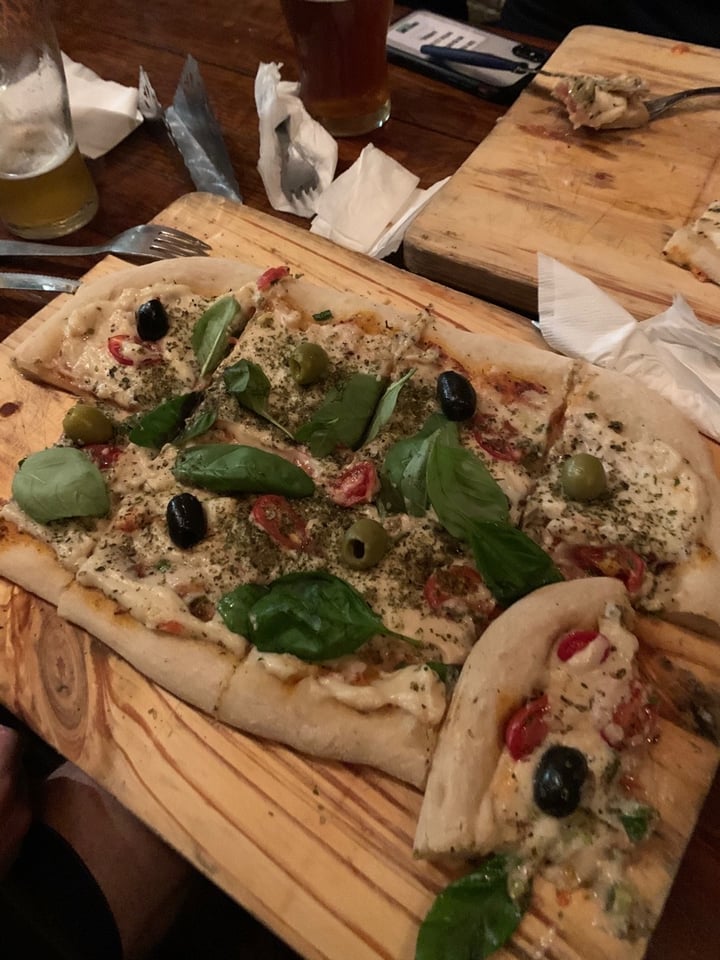 photo of Skal Pizza vegana albahaca y tomate shared by @tedisvegan on  08 Mar 2020 - review