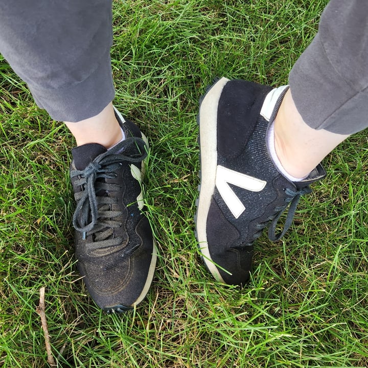 photo of Veja Veja Sneaker shared by @rosieb33 on  23 Aug 2022 - review
