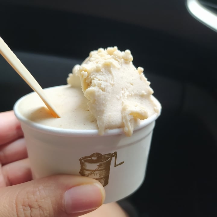 review photo of Moro Gelato Sea Point Lemon , Strawberry And Mango Sorbet shared by @thecapeflatshippie on 04 Mar 2022 - review