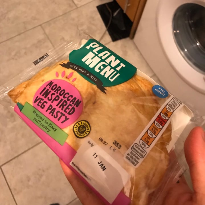 photo of Plant Menu Moroccan Inspired Veg Pasty shared by @jackbennettxvx on  19 Jan 2021 - review