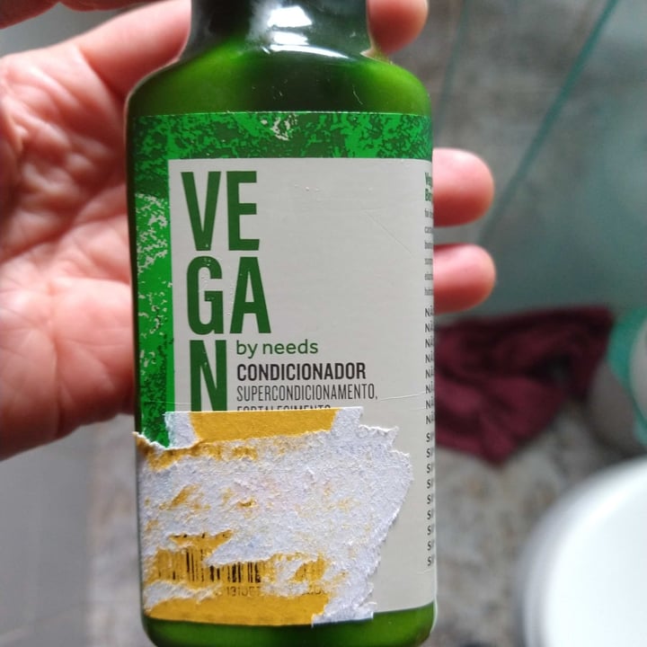review photo of Vegan by Needs Cabelos danificados condicionador shared by @padu on 20 Aug 2022 - review
