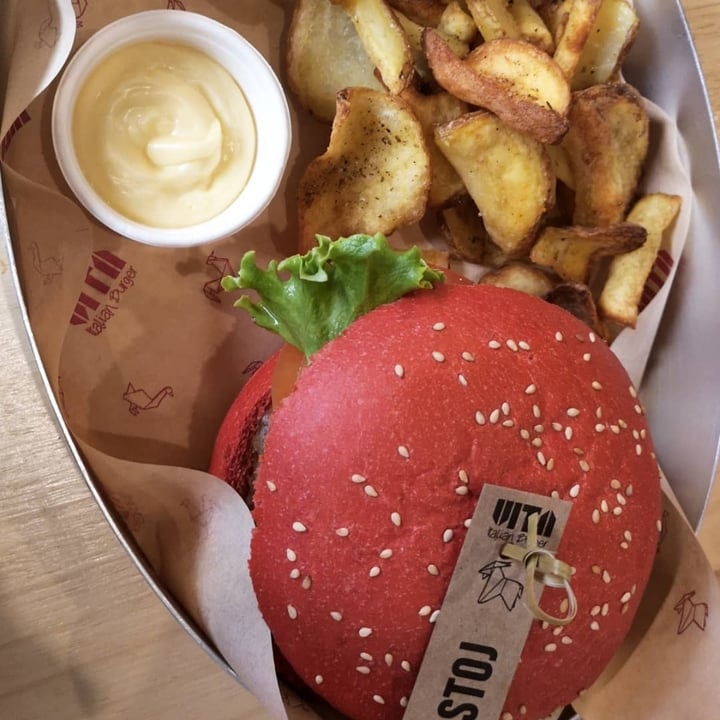 photo of VITA Italian Burger Tolstoj shared by @theghostofcarol on  27 Nov 2021 - review