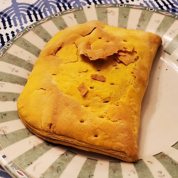 photo of Golden Krust Jamaican Style Mild Patties shared by @lucyfoxx on  19 Dec 2020 - review