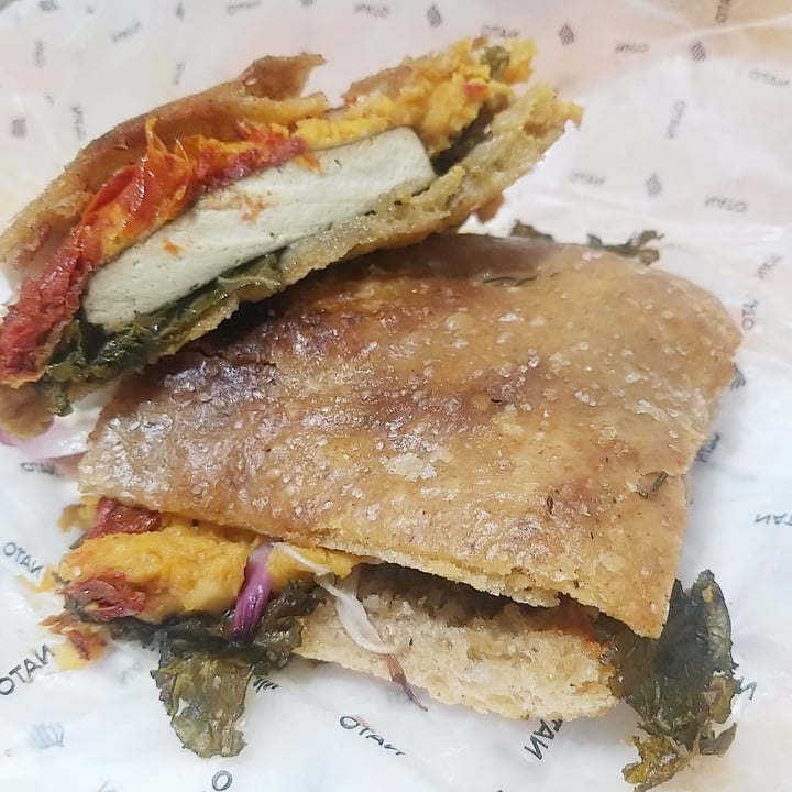 photo of Nato Comé Real Tofu-wich shared by @gabeee on  02 Apr 2022 - review