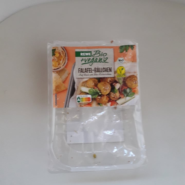 photo of Rewe Bio Falafel Bällchen shared by @cambra on  18 Feb 2022 - review