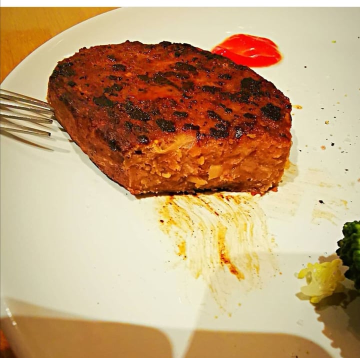 photo of Plant Pioneers Vegan Steaks shared by @theveganlondonfoodie on  02 Apr 2020 - review