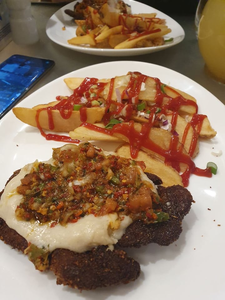 review photo of Loving Hut Suprema de seitán a la criolla shared by @sofia99fernandez on 29 Sep 2019 - review