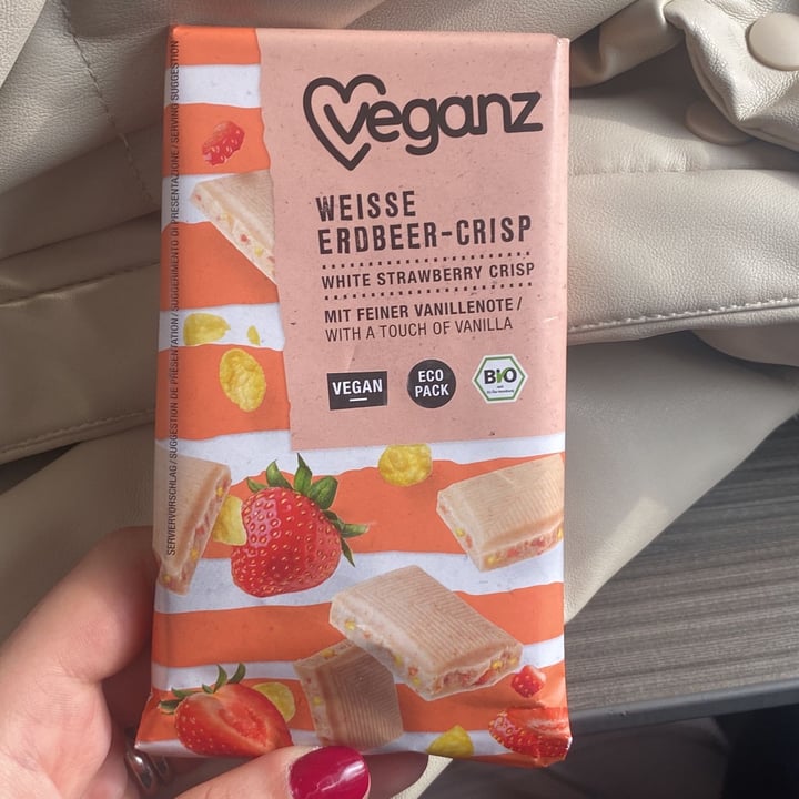 review photo of Veganz Weiß Erdbeer-Crisp shared by @elisabuzzoni on 17 Mar 2022 - review