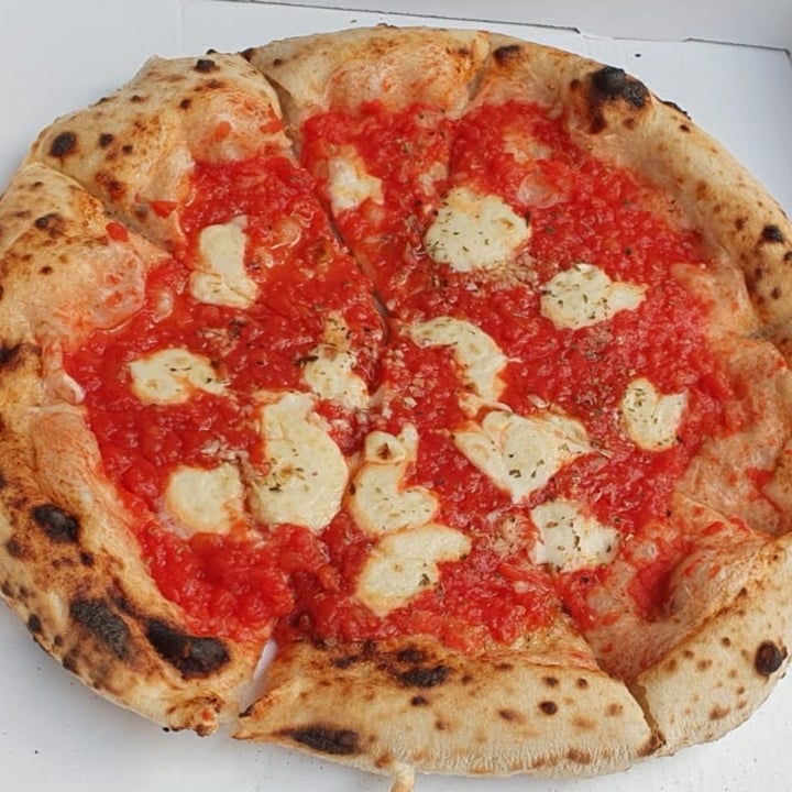 photo of La Stella Nera Pizza Marinara shared by @felice on  01 Aug 2021 - review