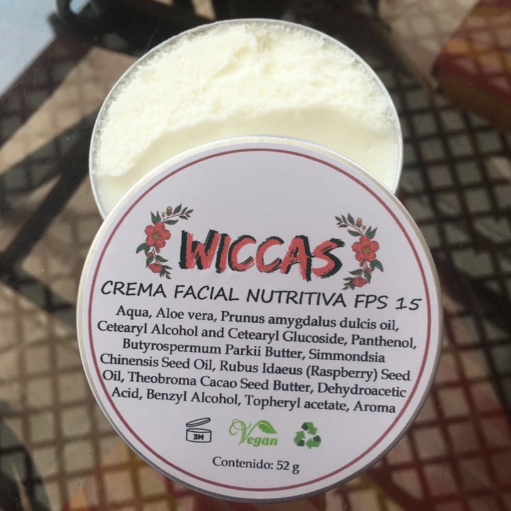 review photo of Wiccas cosmética consciente Crema Facial Nutritiva FPS 15 shared by @wicca on 04 Jan 2020 - review