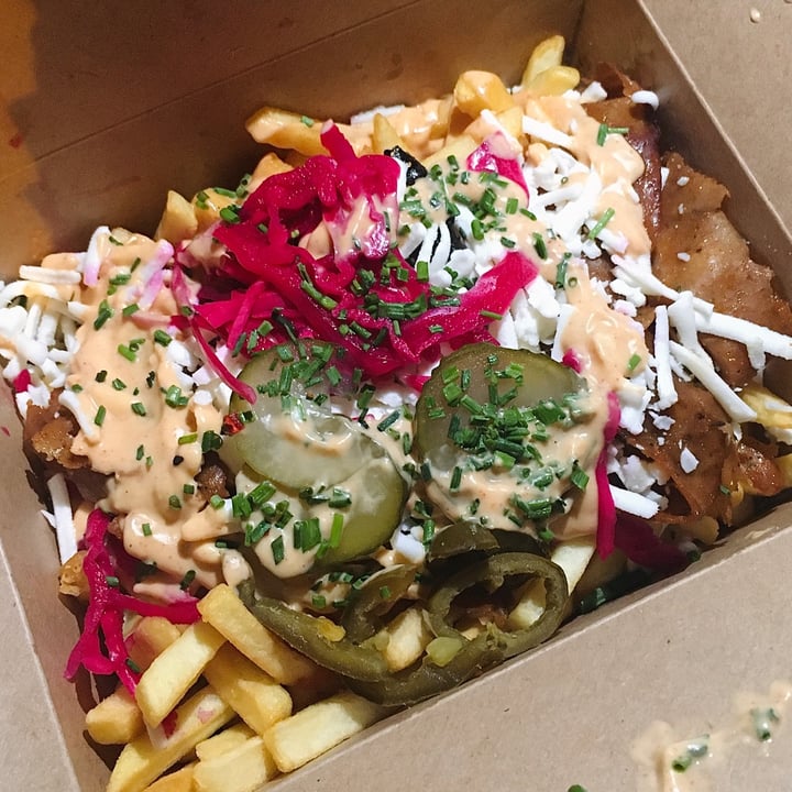photo of Paradise Palms Reuben Cheese Fries shared by @katelouisepowell on  22 Oct 2020 - review