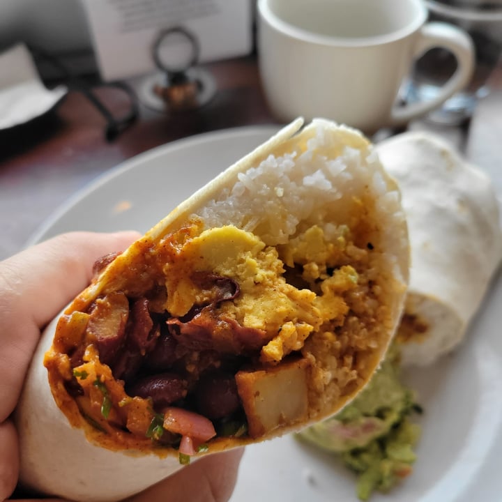 photo of Reverie Cafe + Bar Breakfast Burrito shared by @theplantbasedbeard on  04 Mar 2022 - review