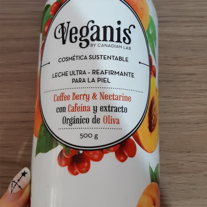 photo of Veganis LECHE EXTRA HUMECTANTE PARA PIERNAS Y CUERPO Pera Silvestre & Macadamia con extracto Orgánico de Oliva shared by @br3n on  05 Nov 2020 - review