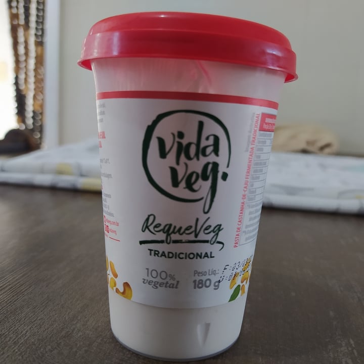 review photo of Vida Veg Requeijão Tradicional shared by @emanuellevegan on 01 May 2022 - review