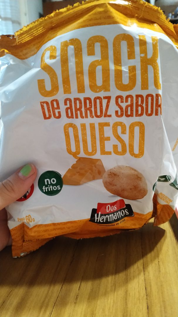 review photo of Dos hermanos Snack De Arroz Sabor Queso shared by @xs4dgirl on 10 Jan 2020 - review