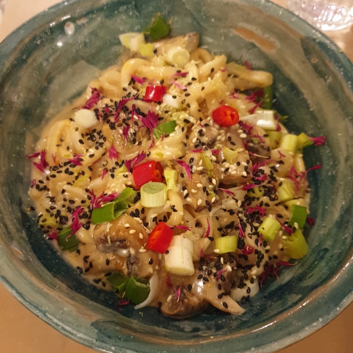 photo of Winners Vegan Vegan Mushroom Noodles shared by @thedronewhisperer on  25 Feb 2022 - review
