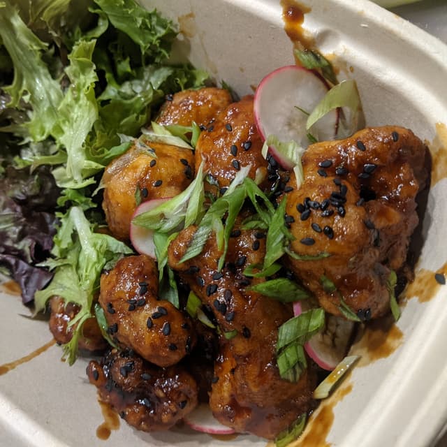 Photo of the dish “Vegan Honee Barbecue Cauliflower Wings”