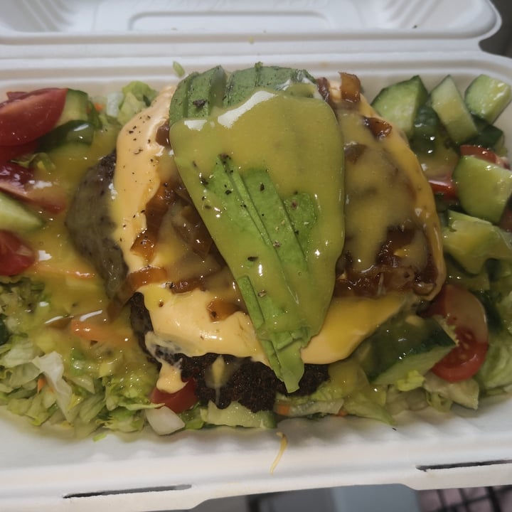 photo of Herbivorous Quinoa bunless burger shared by @earthyangie on  09 Sep 2020 - review