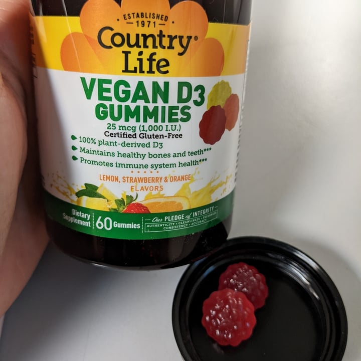 photo of Country Life Vitamins Vegan D3 Gummies shared by @debbiey on  24 May 2022 - review