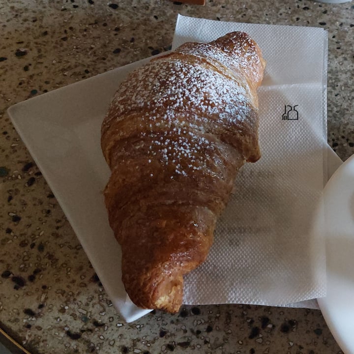 photo of La Cucina Del Giardino Brioche Vegana Arancia shared by @martielle on  15 Apr 2022 - review