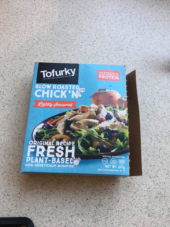 photo of Tofurky Slow Roasted Chick’n Lightly Seasoned shared by @dennisotter on  20 Aug 2019 - review