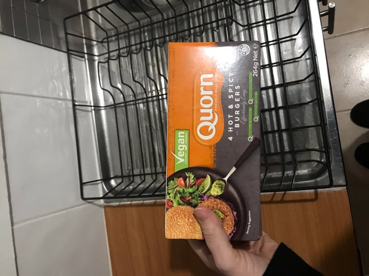 photo of Quorn Vegan Hot & Spicy Burgers shared by @tenayagray on  21 Aug 2019 - review