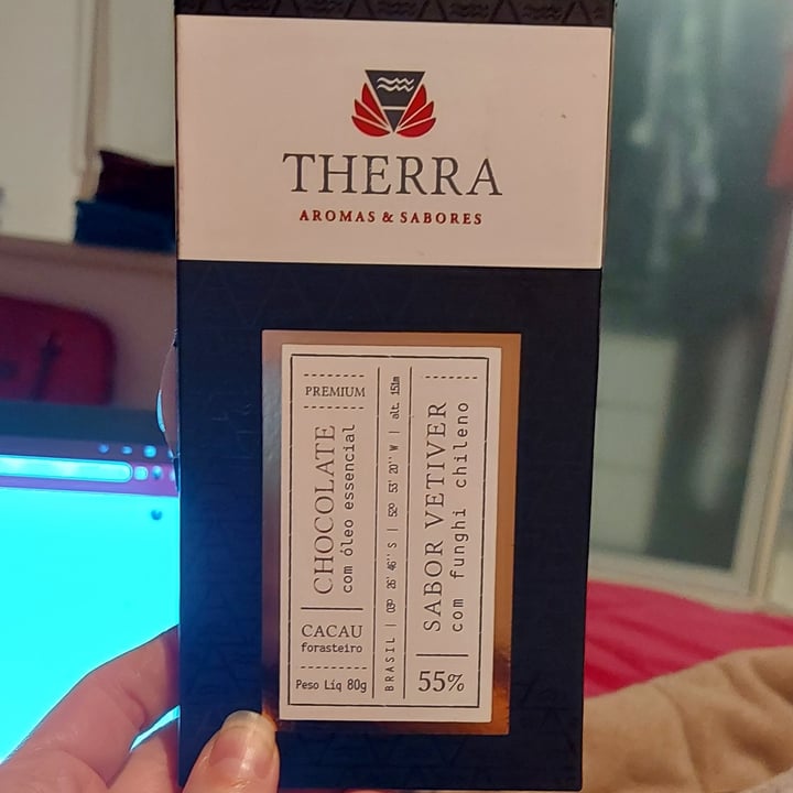 review photo of Therra Chocolate com oleo essencial de Vetiver shared by @simonemueller on 13 May 2022 - review