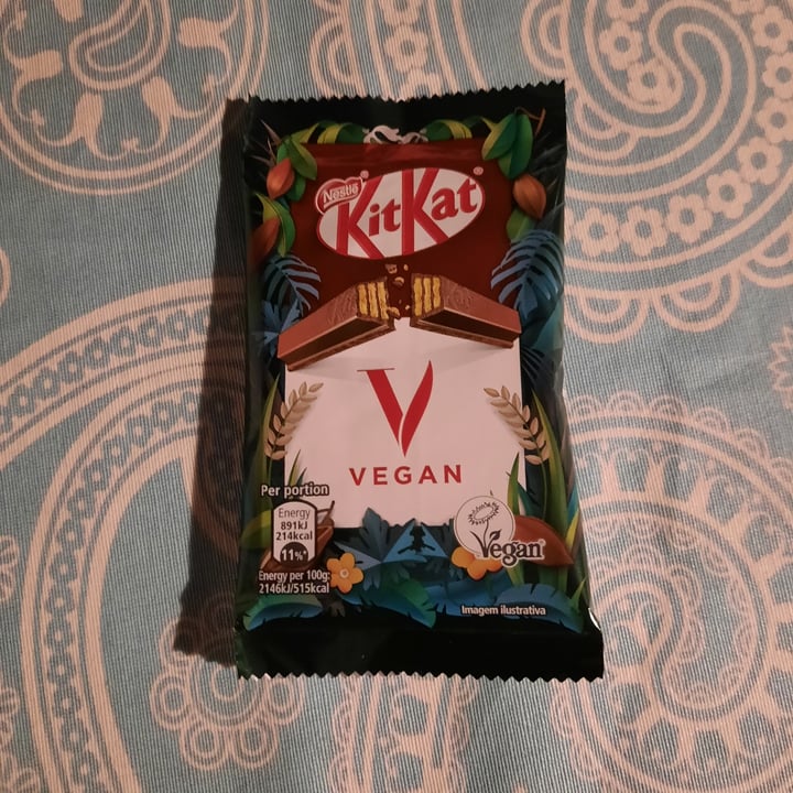 photo of Nestlé Kitkat Vegan shared by @joanarebelomorais on  30 Aug 2021 - review