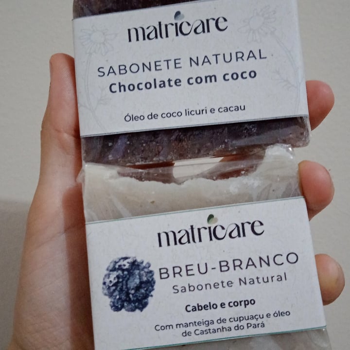 review photo of matricare sabonete e xampu sólido shared by @kaliekikuti on 15 Aug 2022 - review