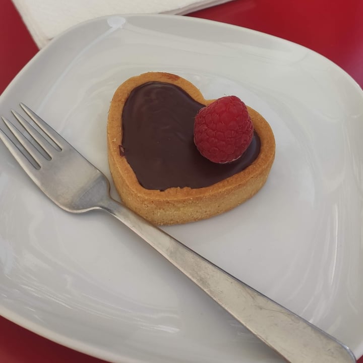 photo of Vegan Art Piccola pasticceria shared by @sereseriveg on  15 Feb 2022 - review