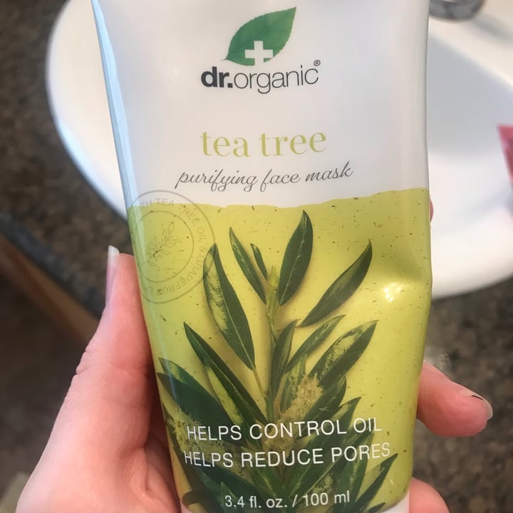photo of dr.organic Tea Tree Purifying Face Mask shared by @veggiekenziefl on  18 Aug 2020 - review