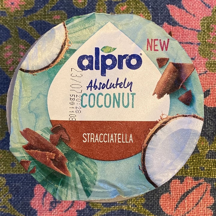 photo of Alpro Absolutely Coconut Stracciatella shared by @carolinam on  26 Jun 2022 - review