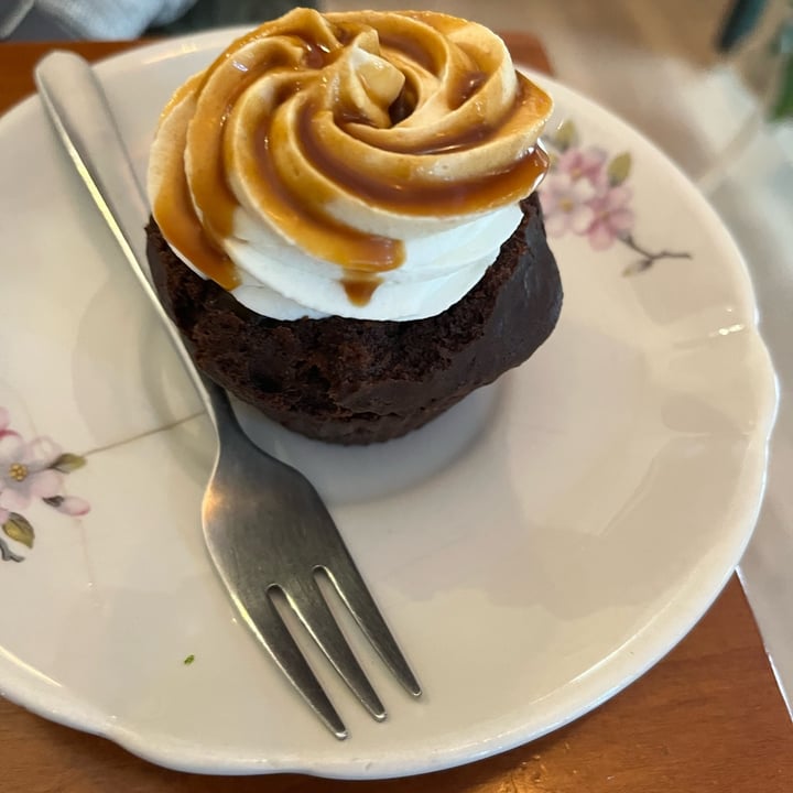 photo of La Schiscetteria Cupcake al cioccolato shared by @blondeidentity on  14 Oct 2022 - review