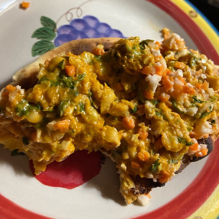 photo of Trader Joe's Chickpea masala spread shared by @chelseuhh on  03 Oct 2021 - review