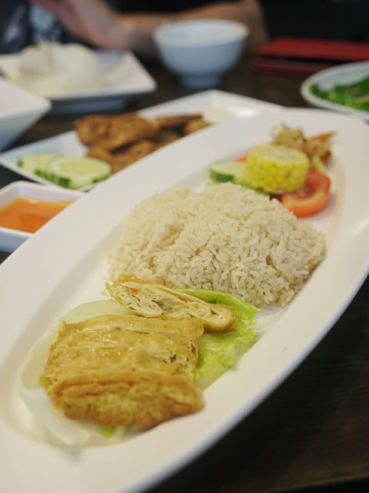 photo of North South East West Fusion Vegetarian Cuisine Hainan Roast Chicken Rice shared by @simhazel on  07 Sep 2019 - review