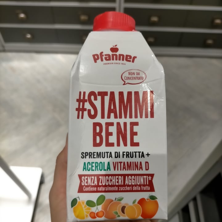 review photo of Pfanner #StammiBene Spremuta di frutta + acerola vitamina D shared by @francescascaioli on 22 Mar 2022 - review