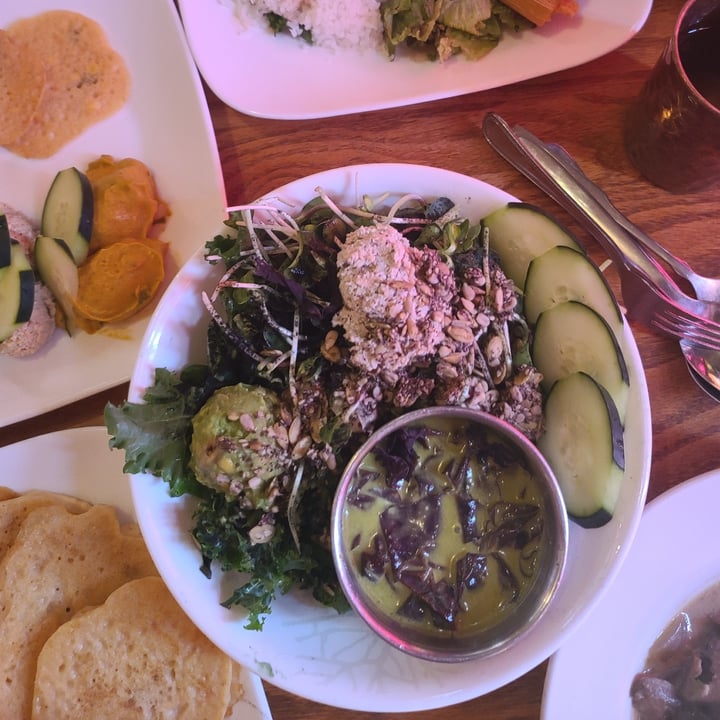 photo of ChocolaTree Organic Eatery Green GODDESS Salad shared by @plantbasedinnyc on  07 Jun 2021 - review