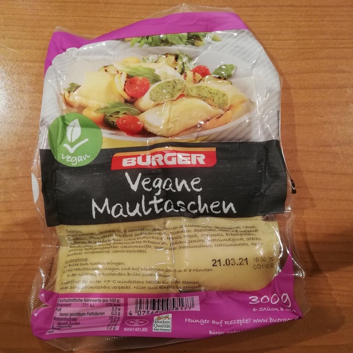 photo of Bürger Maultaschen Vegan shared by @tihcrown on  17 Mar 2021 - review