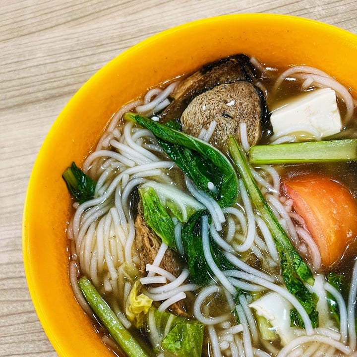 photo of Tian En Vegetarian Food, 天恩素坊 ‘Fish’ Bee Hoon Soup shared by @consciouscookieee on  07 Aug 2022 - review