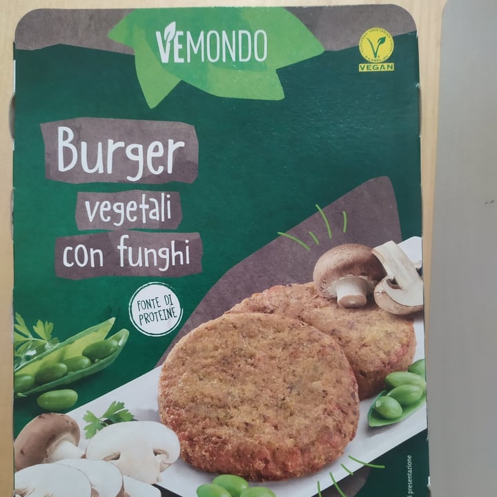 photo of Vemondo  Burger Vegetali con Funghi shared by @nichilini on  31 Oct 2022 - review